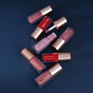 Batom e Blush BT Plush Bruna Tavares
